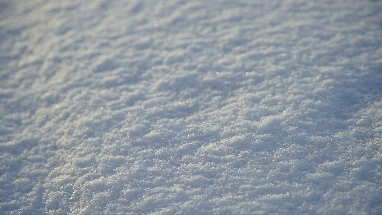 Già oggi ma anche giovedì potrebbe cadere la neve nell'entroterra marchigiano