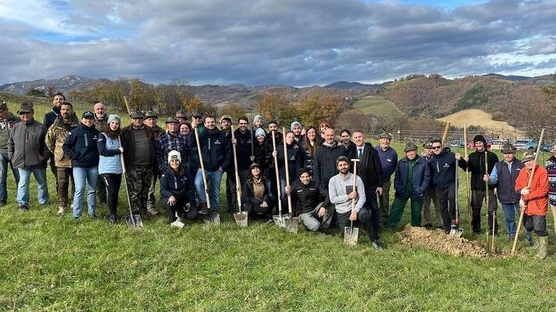 Foto di gruppo alla Rondinaia per il via al progetto