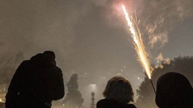 Botti e fuochi a Capodanno sono una tradizione radicata ovunque Purtroppo provoca ogni anno tanti incidenti e feriti anche gravi