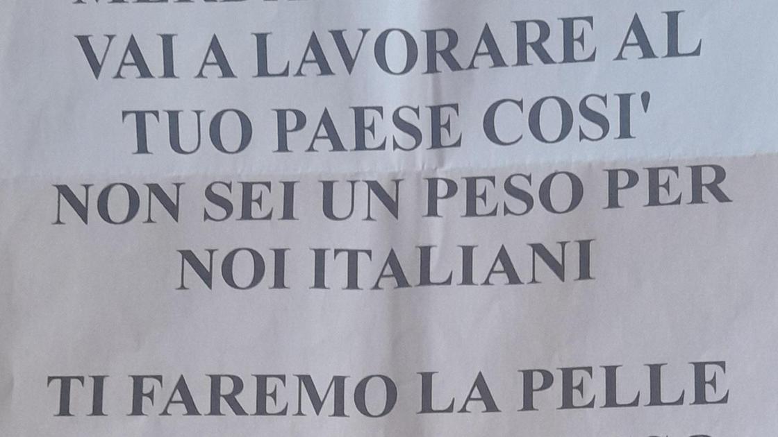 Insulti razzisti per posta: "Un episodio che fa male"