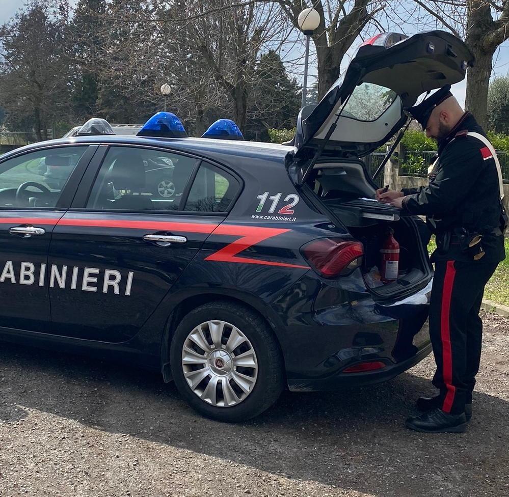 Novellara, con droga e coltello vicino alle scuole