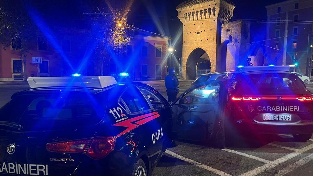 Controlli a tappeto dei carabinieri. Quattrocento persone identificate