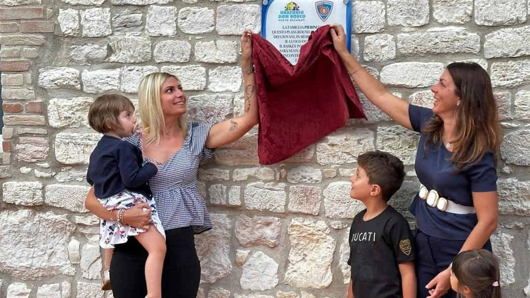 Inaugurato il campo da basket intitolato a Pierini