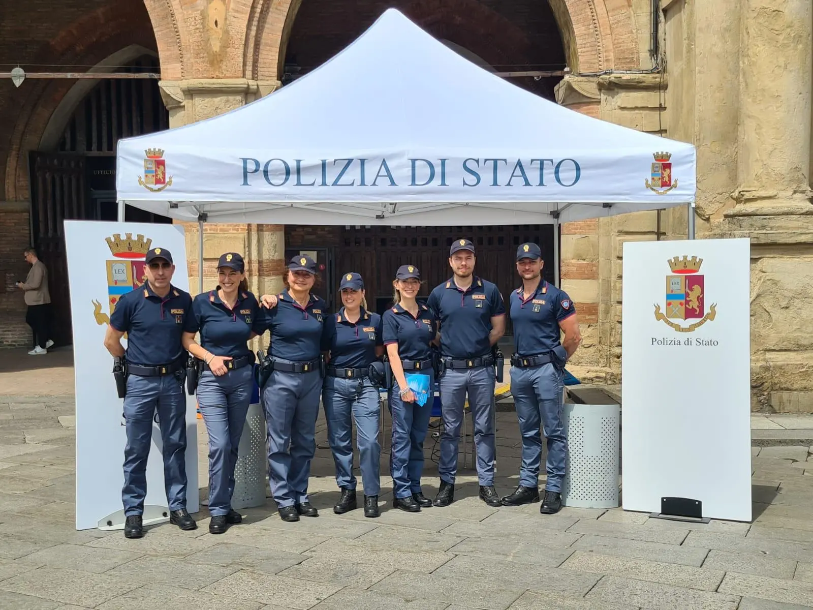 Minori scomparsi. Campagna della polizia