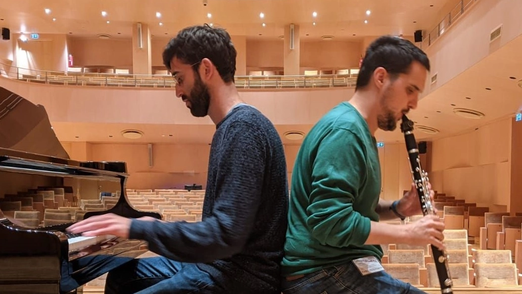 Stasera il duo Althea che domani si esibità al teatro di Montecarotto insieme al pianista giapponese Keigo Mukawa