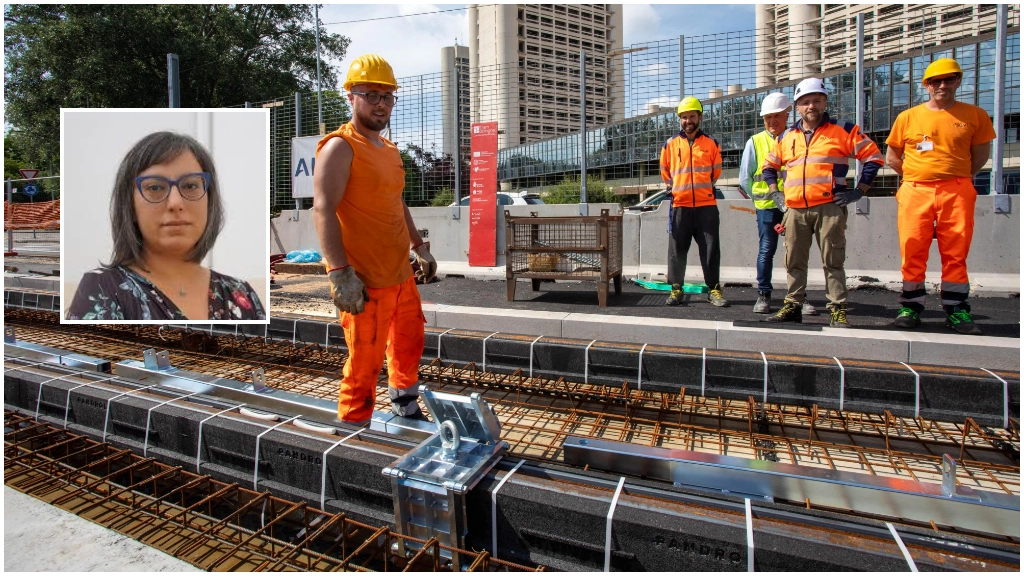 La posa della prima rotaia del tram in zona Fiera. In piccolo, Adriana Locascio