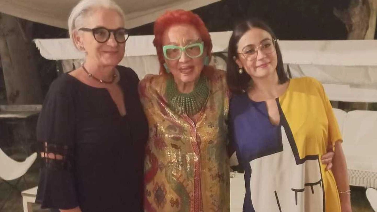 Da sinistra: Cecilia Gasdia, Paola Pierangeli e Martiniana Antonie