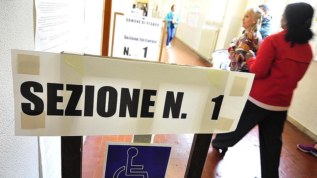 Oggi i 12 quartieri vanno al voto. Il centrosinistra cerca l’en plein. Centrodestra a caccia dei ribaltoni