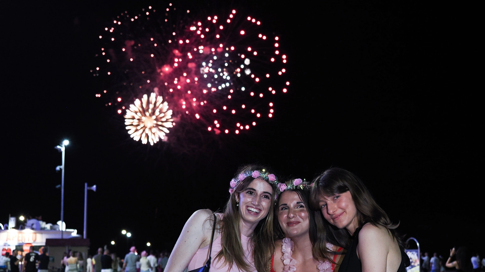 I fuochi d'artificio per la Notte Rosa a Rimini