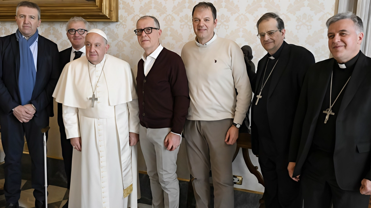 La delegazione a Roma. Operai e vescovo dal Papa: "Ci siamo sentiti accolti e compresi"