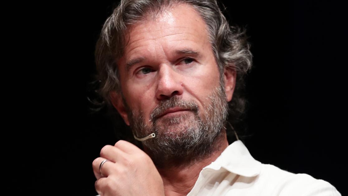 La ricetta di chef Cracco: "Il frigo non va riempito, basta l’indispensabile"