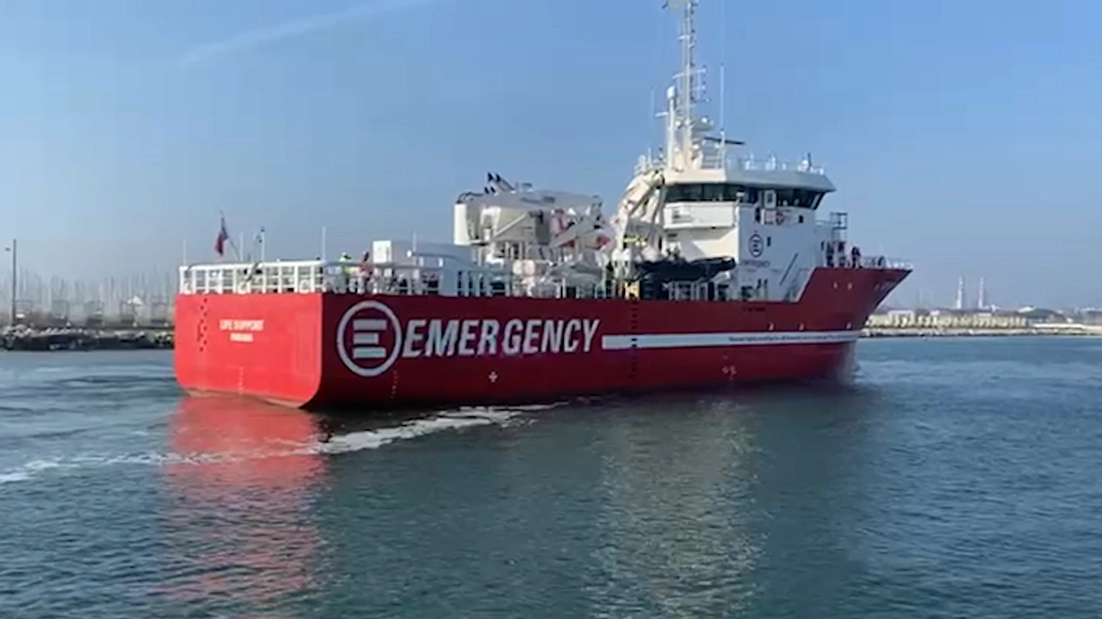 La nave di Emergency a Ravenna