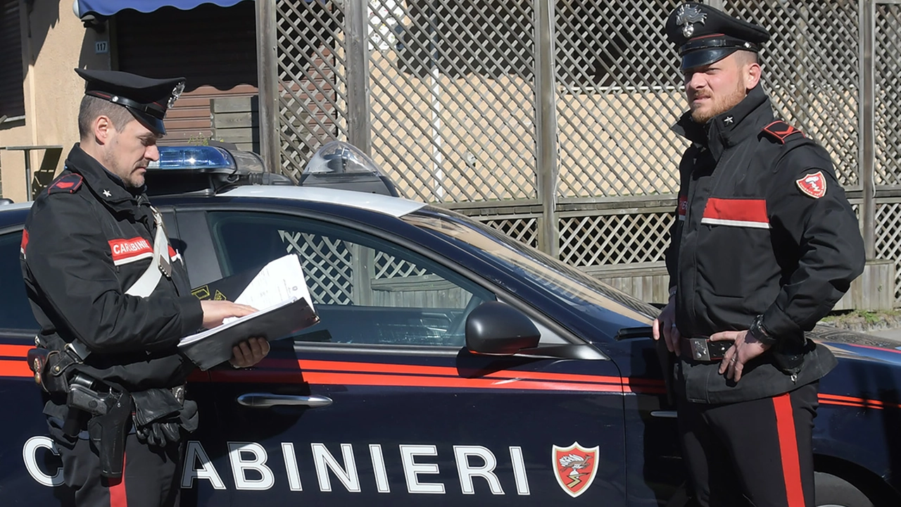 Sulle due esplosioni indagano i carabinieri (foto d’archivio)