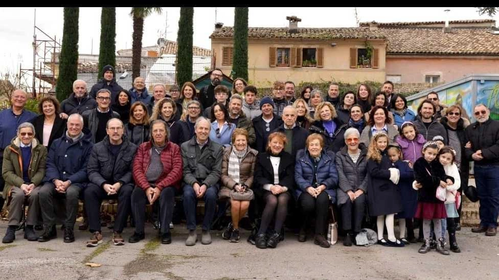 Rimpatriata della famiglia Pavoni