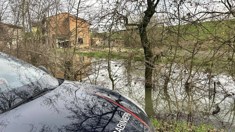 La piena del Po a Luzzara, abitazione evacuata (foto di Antonio Lecci)