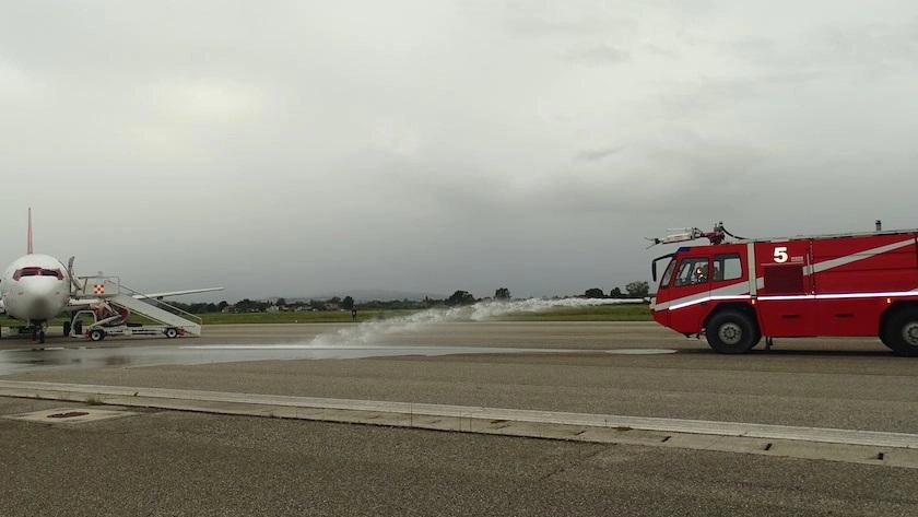 Incidente aereo, ma solo per finta. Simulazione di tragedia al ’Ridolfi’