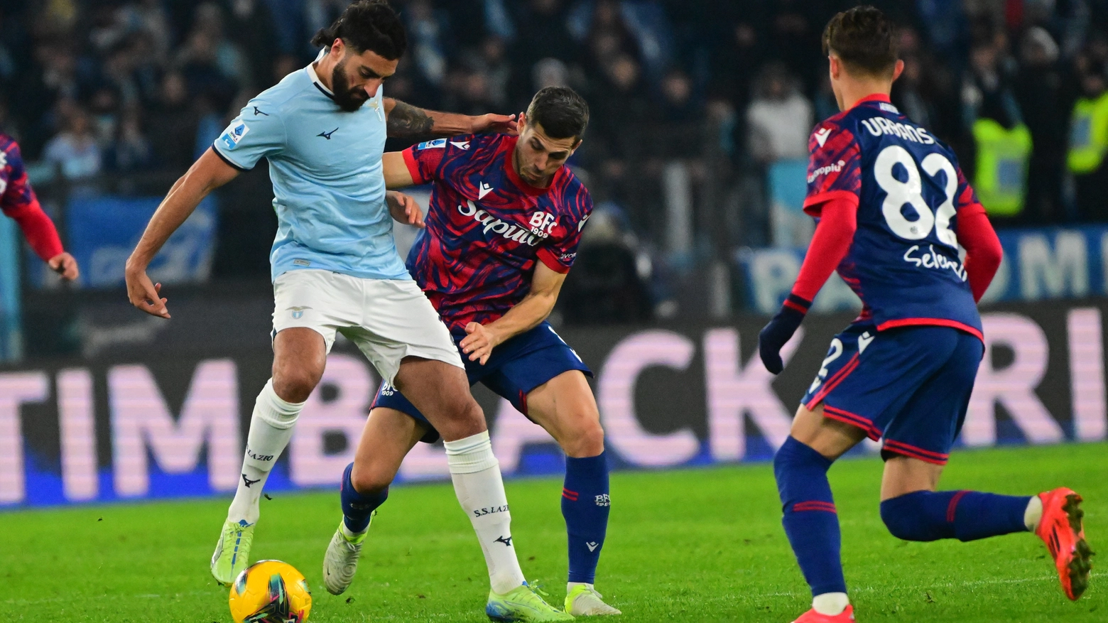 Il doppio giallo di Pobega al 36’ condiziona la gara e la squadra di Italiano si ferma dopo 9 risultati utili consecutivi. Le prossime sfide: il Lille in Champions, poi il Venezia in campionato