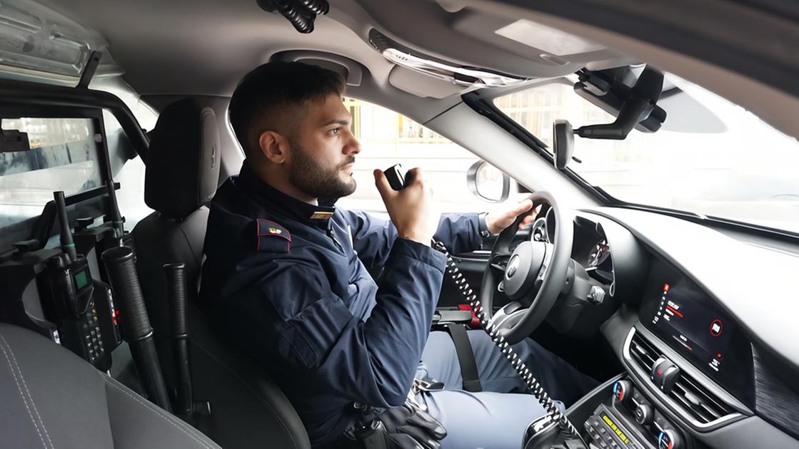 Lite per il parcheggio nel posto degli invalidi: la polizia placa gli animi