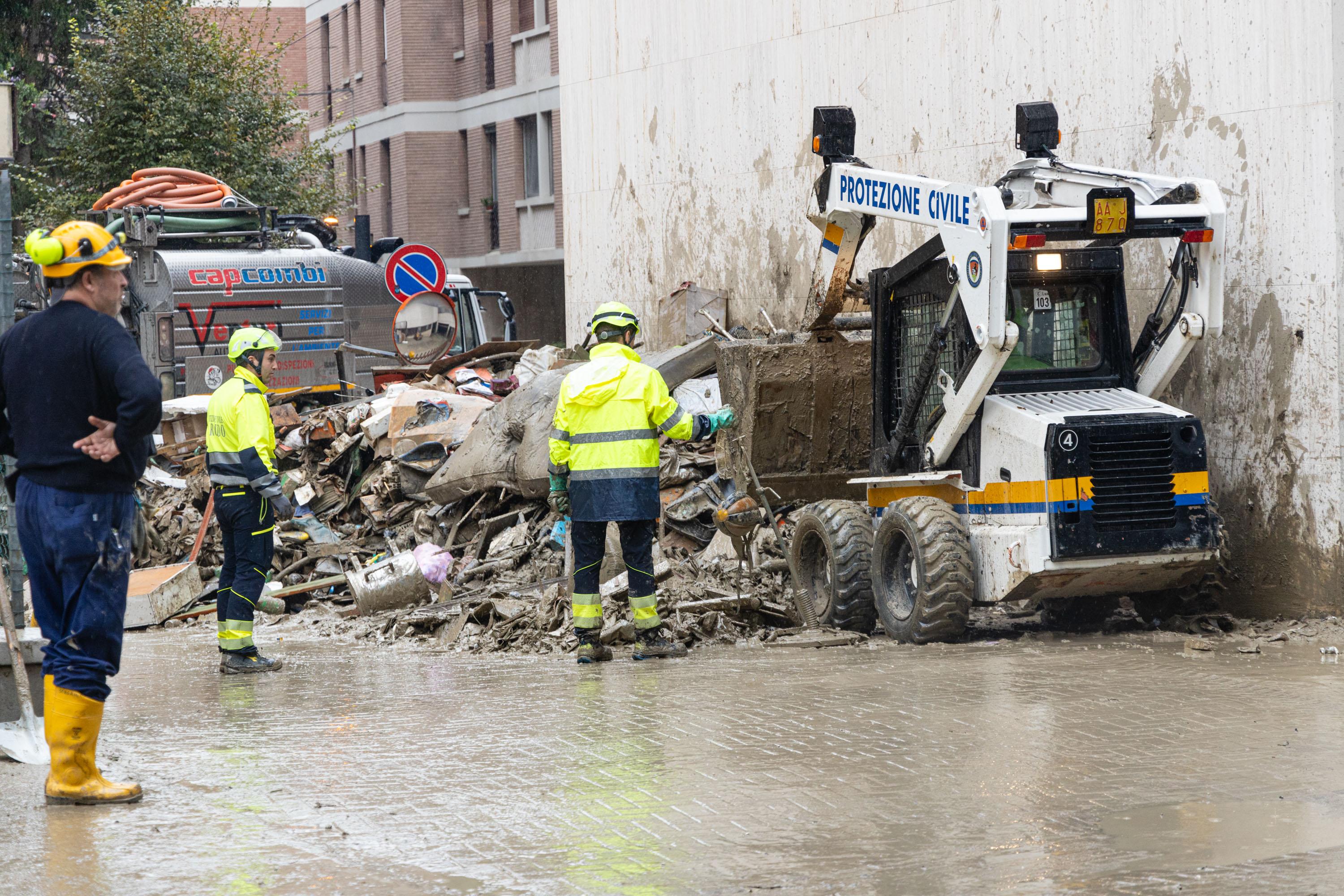 Meteo impazzito, alluvioni e frane: l’area di Bologna è la più colpita