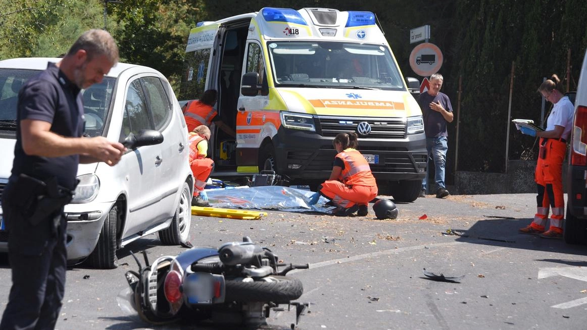 Con la morte di Valentino Bianchi e Nicolas Bartolini arriva a nove morti totali il bilancio del 2024. L’allarme del senatore Croatti: "Per la Statale servono lavori urgenti di messa in sicurezza".