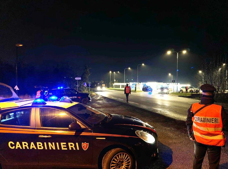 Novellara, imprudente alla guida trovato con droga