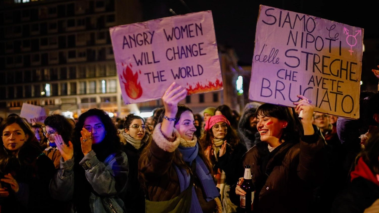 Una delle tante manifestazioni contro la violenza di genere