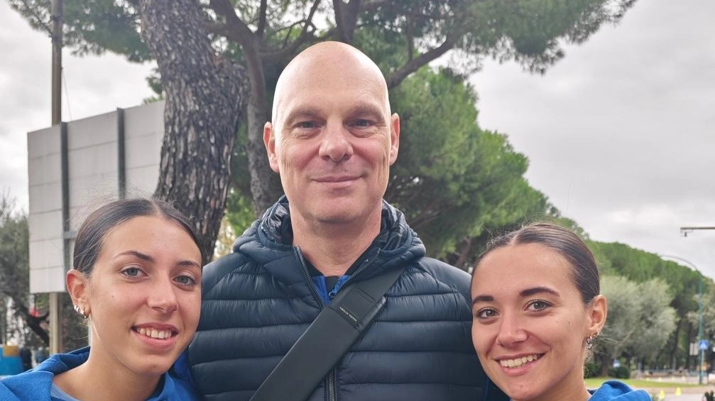 Il Cus Macerata conquista il terzo posto nel campionato italiano di marcia grazie alle performance femminili. Risultati eccellenti confermano il successo della squadra.