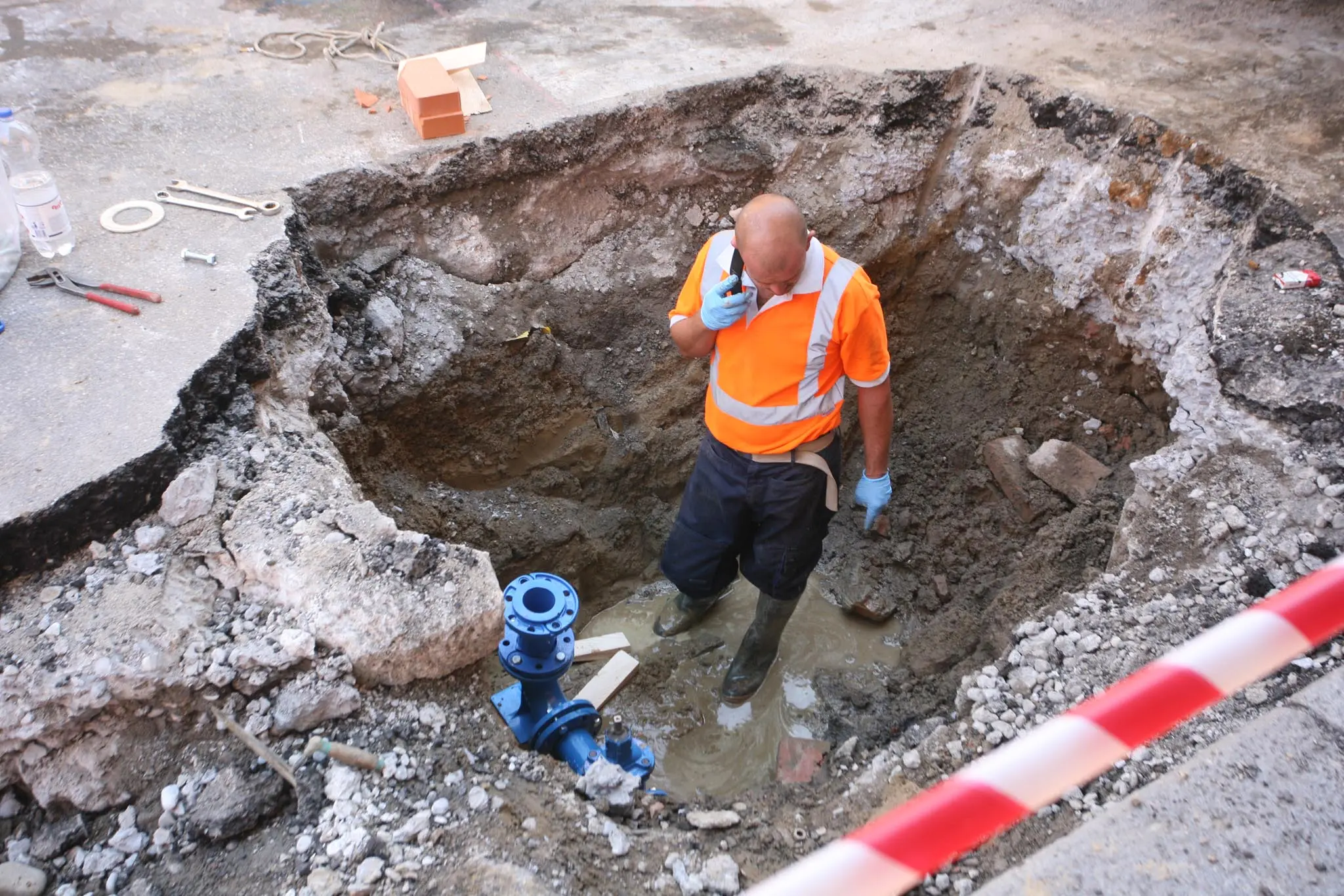 Bologna, riparata la tubatura in zona San Mamolo