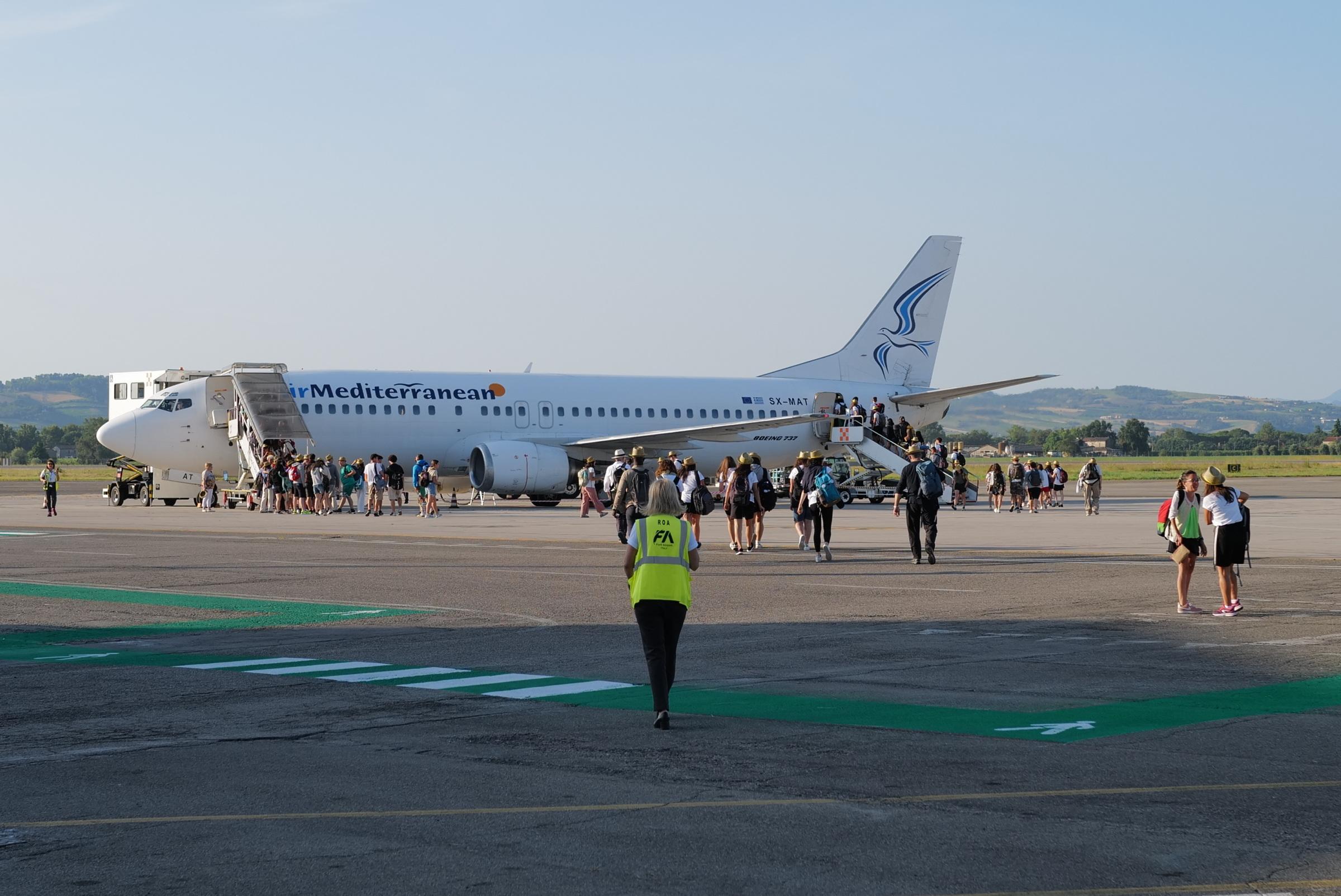 Regione socia dell’aeroporto Ridolfi? L’idea divide politici e mondo economico