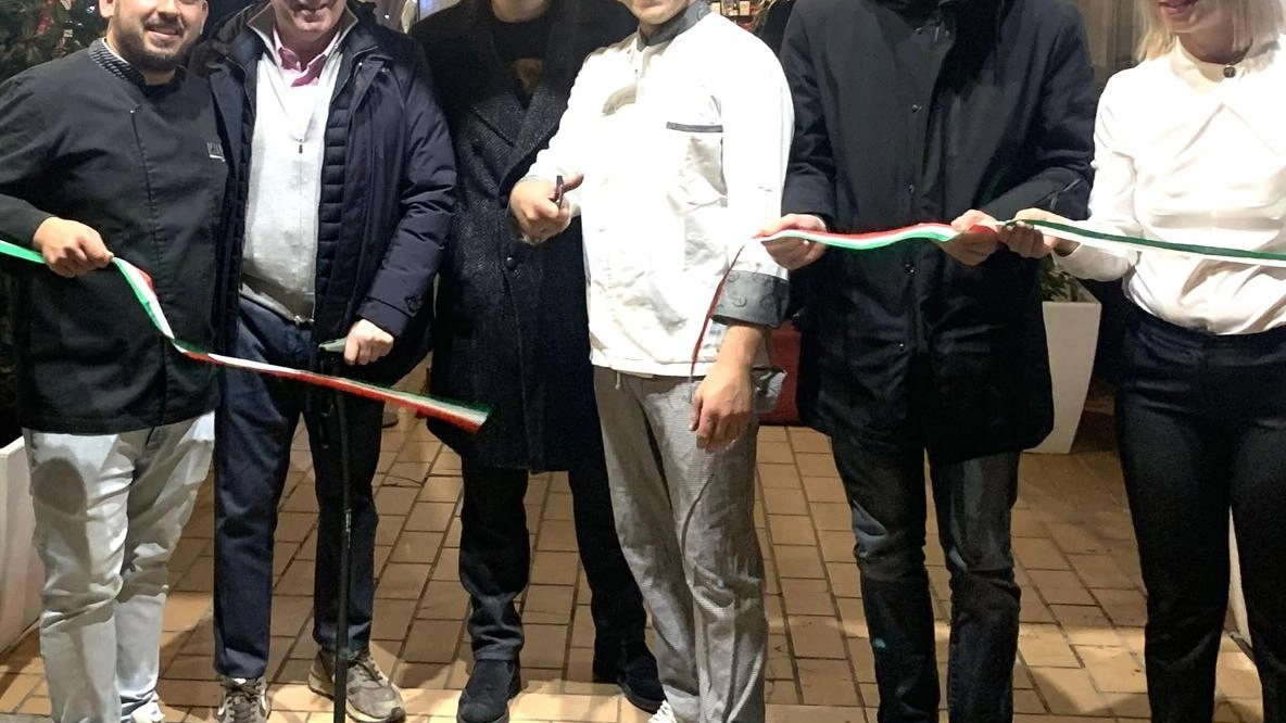 È stata inaugurata la Locanda dei Pini, un nuovo ristorante pizzeria in viale dei Pini a Zadina. Per il...