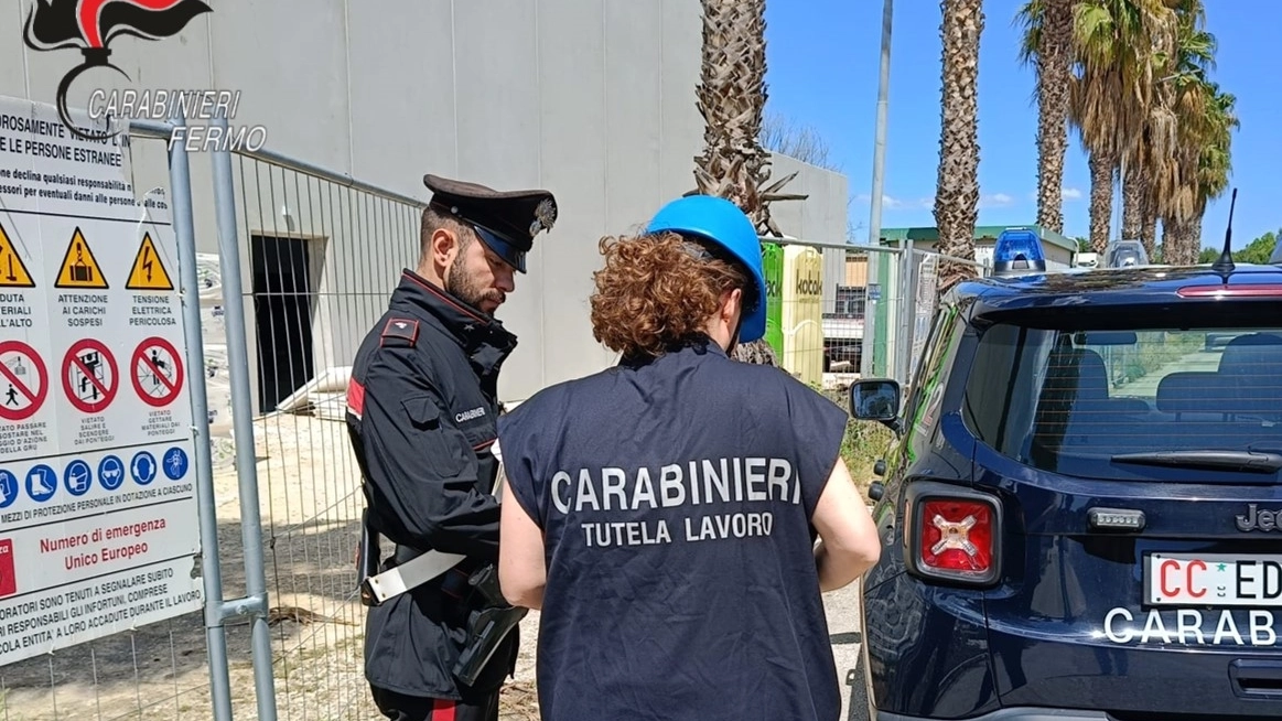 I carabinieri di Fermo impegnati nei controlli 
