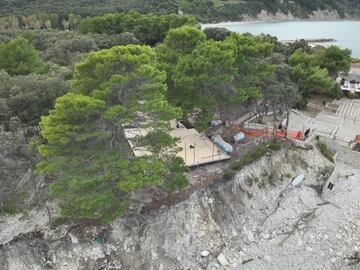 Alberi tagliati a Portonovo, il drone fotografa la pineta: dall’alto la boscaglia “mutilata”