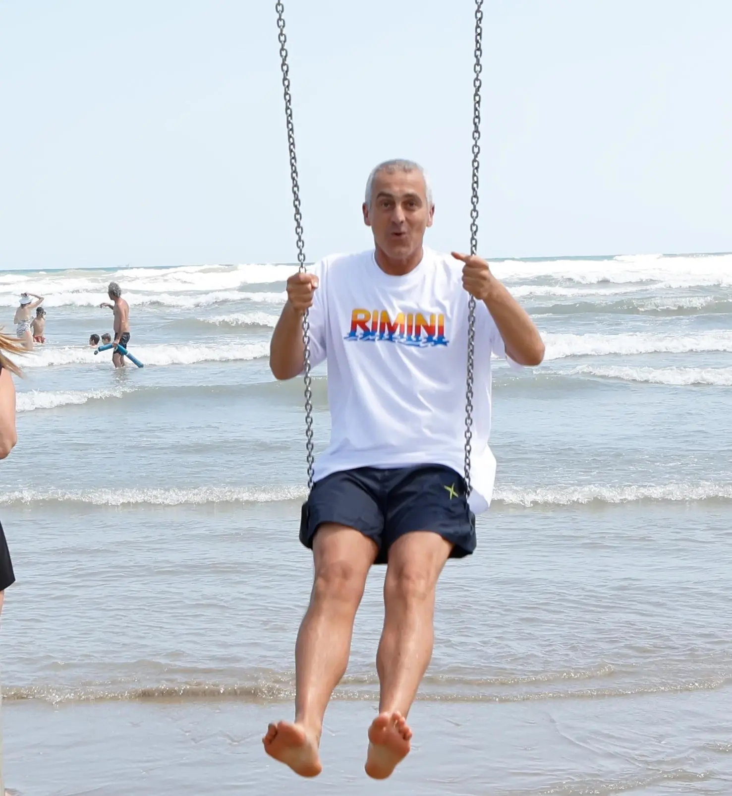 Il sindaco di Rimini: "Voglio le piscine in spiaggia. In Italia ci sono troppi vincoli"