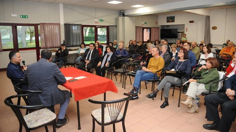 La visita di don Erio a Roncadello: "Non c’è pace senza giustizia"