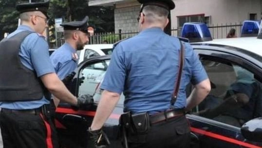 Guiglia, padre e figlio arrestati dai carabinieri per le minacce verso un imprenditore, ex datore di lavoro. L’accusa è di tentata estorsione