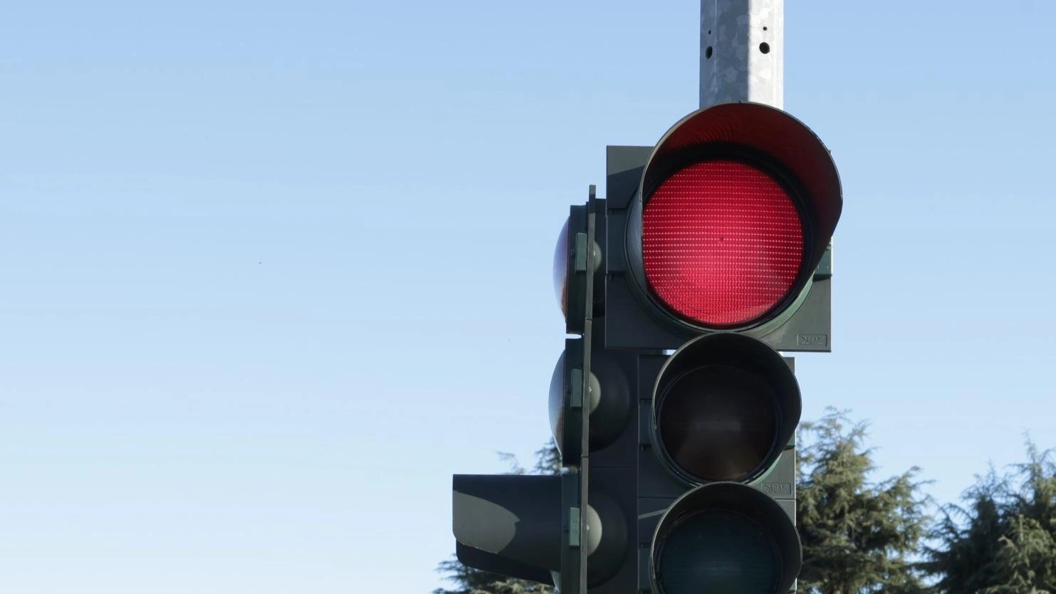 Bagnara, su via Pilastrino da domani è attivo il   controllo delle infrazioni semaforiche