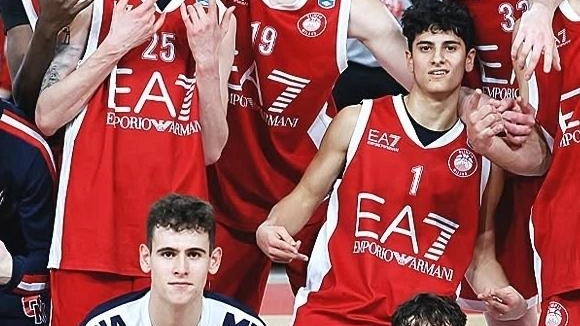 È un’Olimpia Milano dominante quella che vince ancora e si qualifica alle Final Eight di Next Gen Cup. Nella sfida...