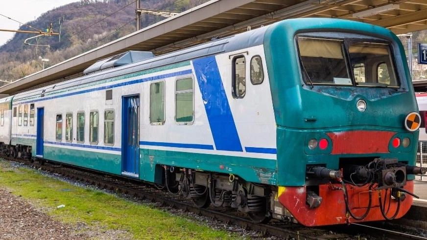 Treni Modena-Sassuolo : "Altri due mesi di ’stop’. Gravi disagi per gli utenti"