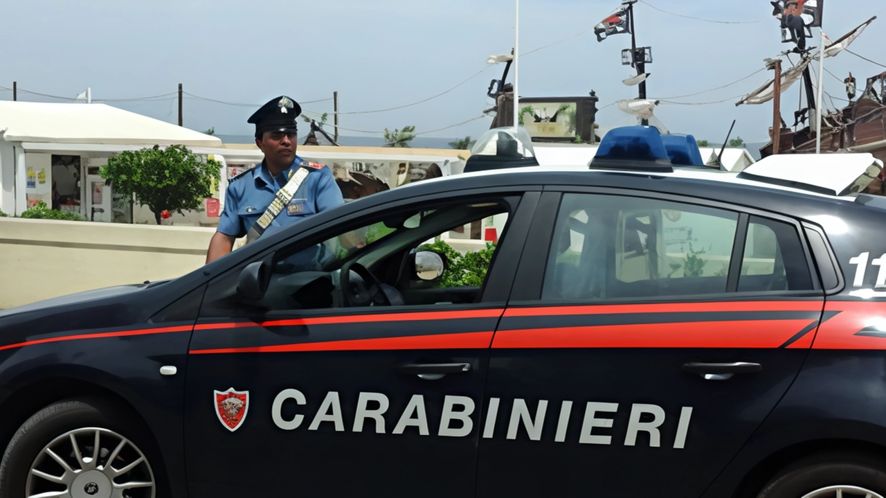 I carabinieri sul lungomare