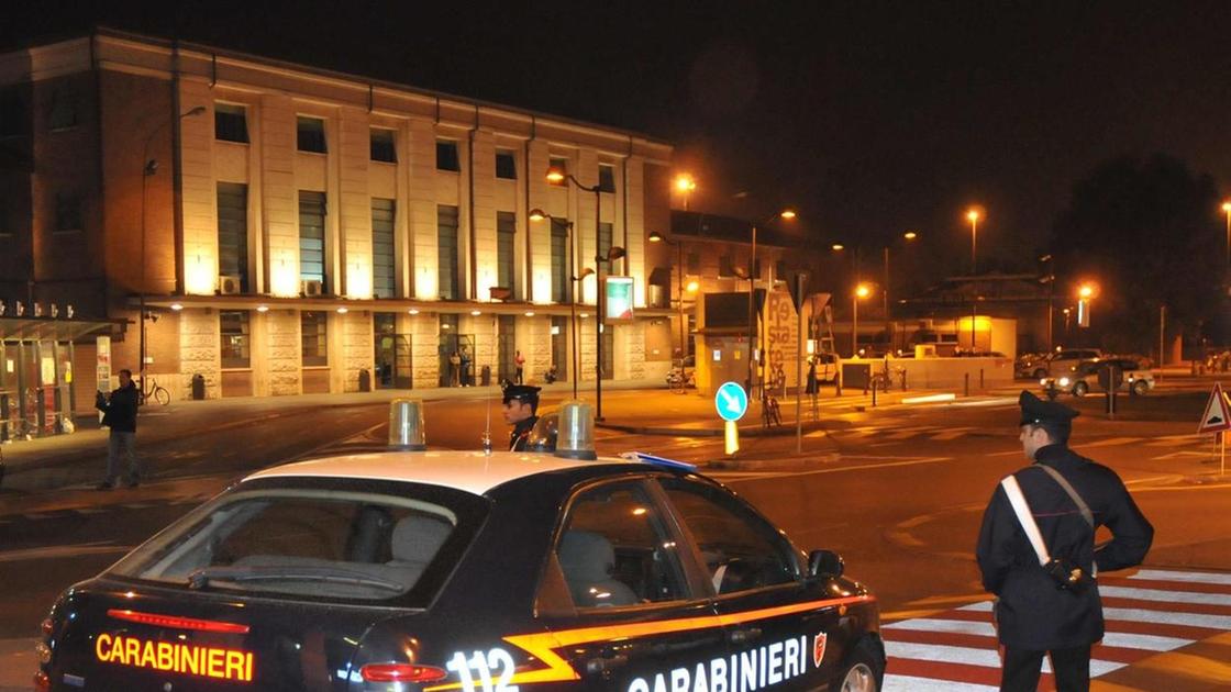 Aggredisce i carabinieri. Giovane rimesso in libertà