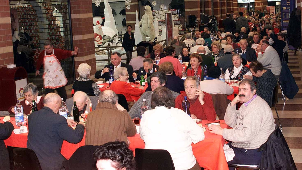 Il 25 dicembre al centro commerciale Vialarga – Spazio Conad il tradizionale pasto di solidarietà. Ecco come partecipare