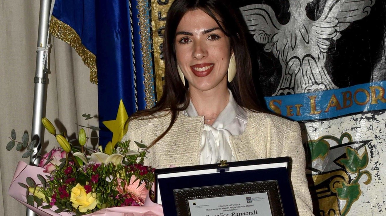 Angelica Raimondi, stilista, è stata nominata l’anno scorso maestro del lavoro E’ un simbolo dell’intraprendenza e della tenacia dell’impresa al femminile