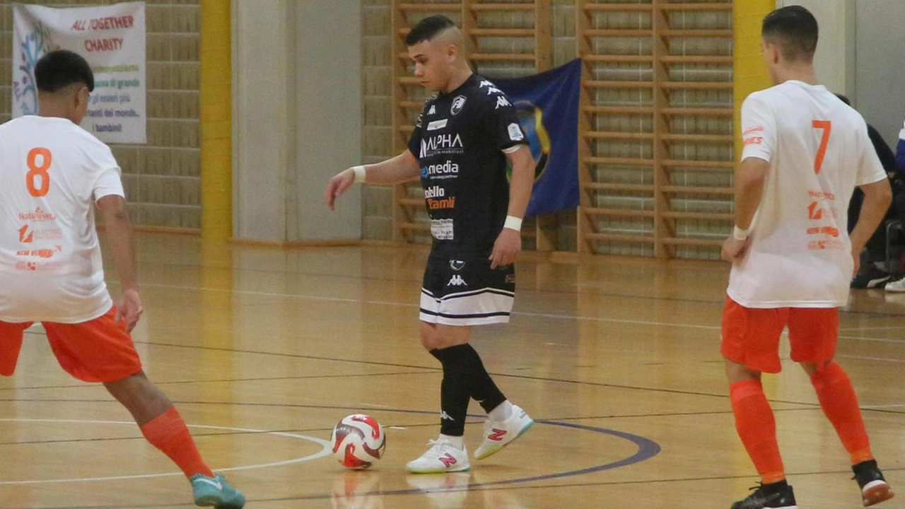 Dodici punti nelle ultime sette gare dopo i soli due ottenuti nelle prime sei, la Futsal Cesena pareggiando (1-1) contro...