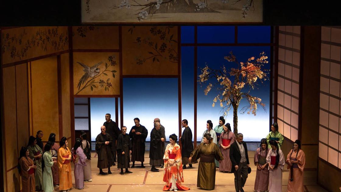 Successo per Madama Butterfly al Teatro delle Muse: applausi per Papatanasiu e Angelico