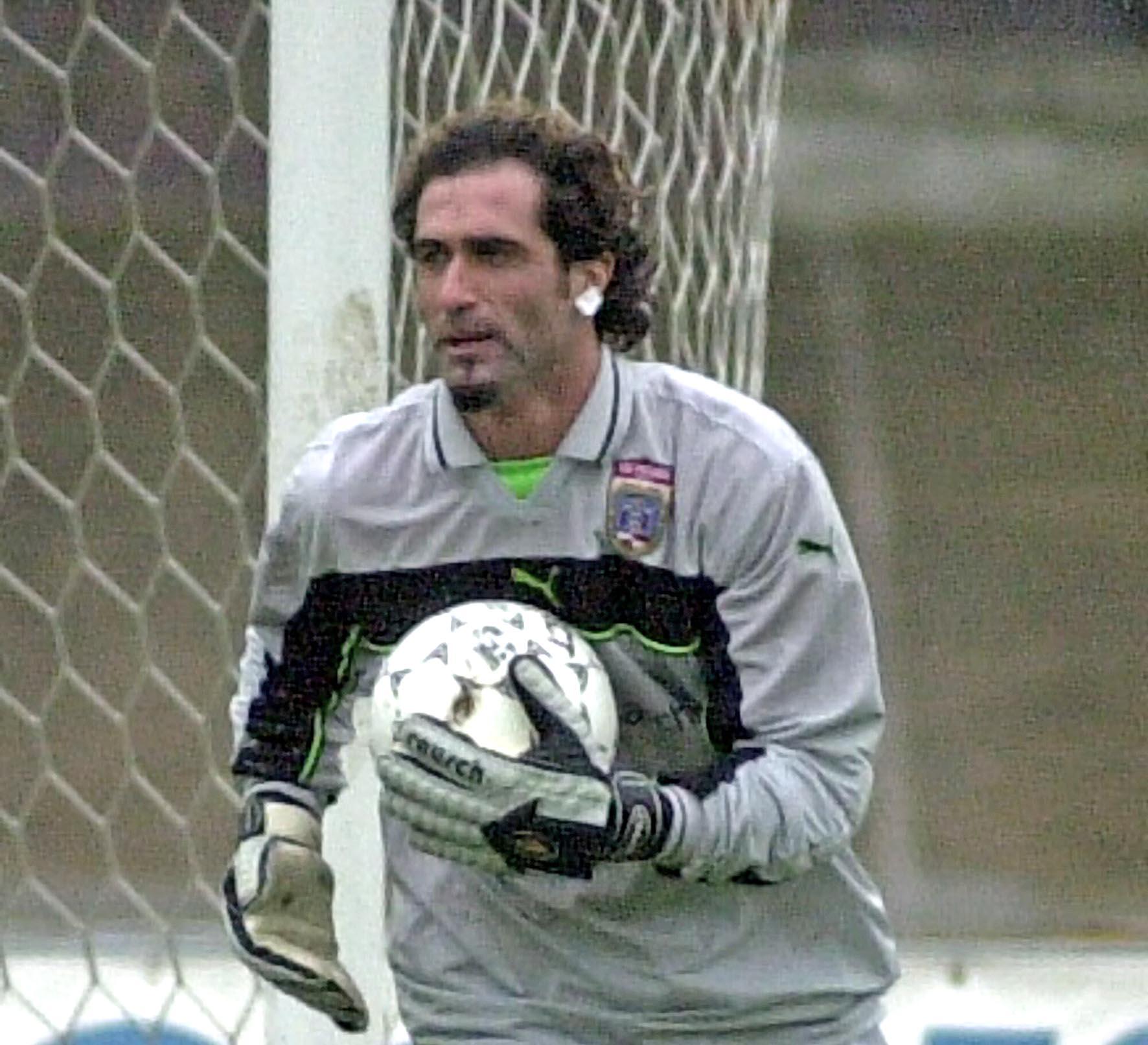 Malore in casa per Roberto De Juliis, l’ex portiere della Vis Pesaro è grave