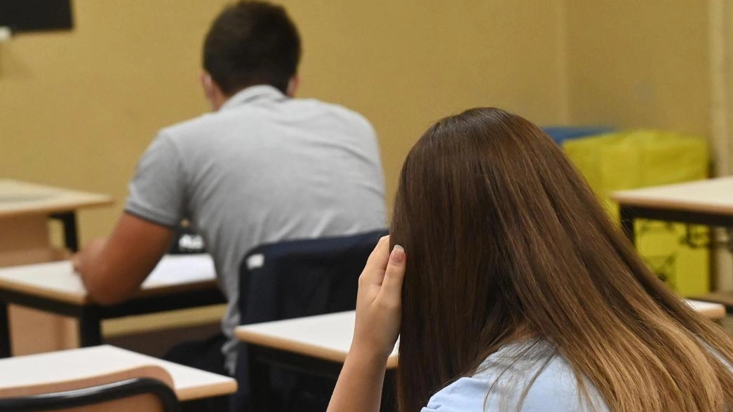 Lo start della scuola è vicino, ma per Cisl Romagna in aula regna il caos