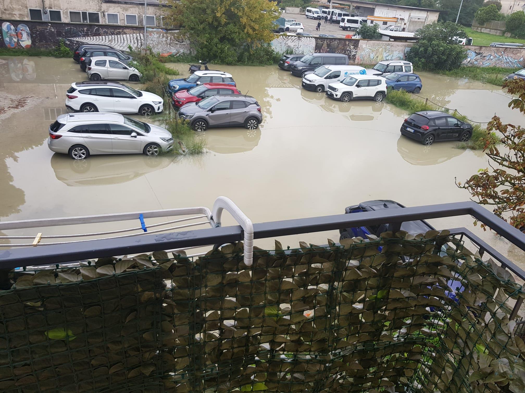 Pioggia a Rimini, superato lo storico record. Paura per il fiume Marecchia, ma intanto riaprono le scuole #finsubito richiedi mutuo fino 100%