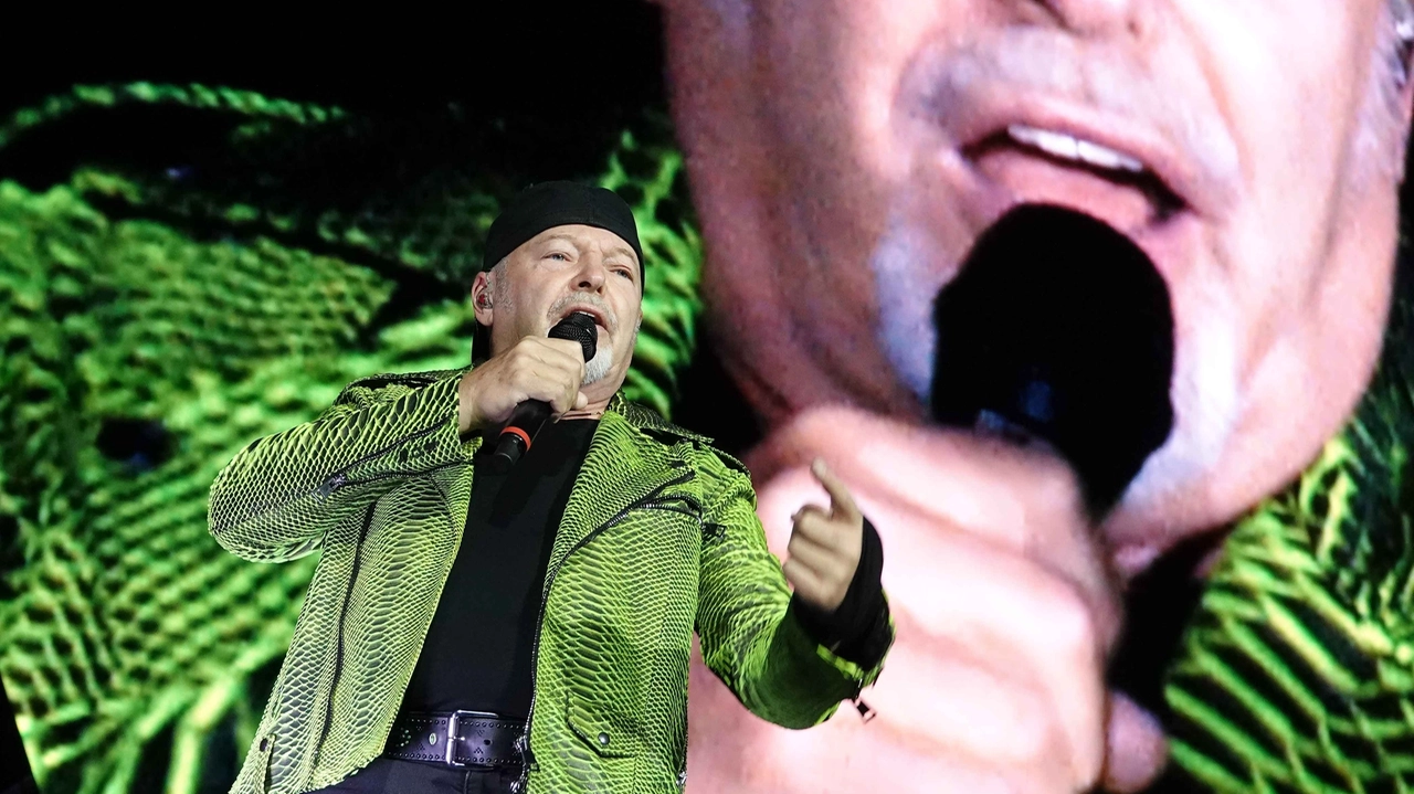 Vasco Rossi 2024, raddoppia la festa a Bibione: data zero e prova generale