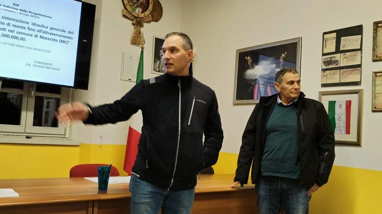 L’assessore alla Sicurezza, Paolo Renna, parla degli interventi per la messa in sicurezza del fosso Narducci a Sforzacosta