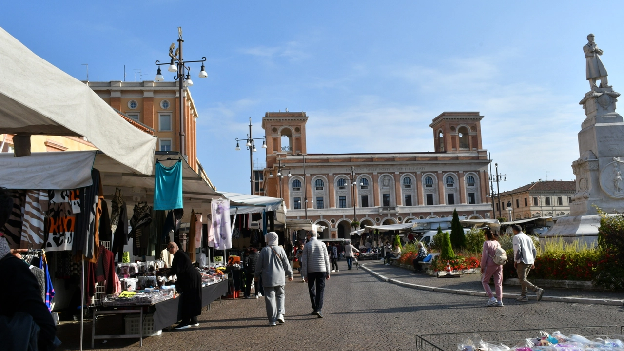 Il mercato che si tiene ogni lunedì e venerdì